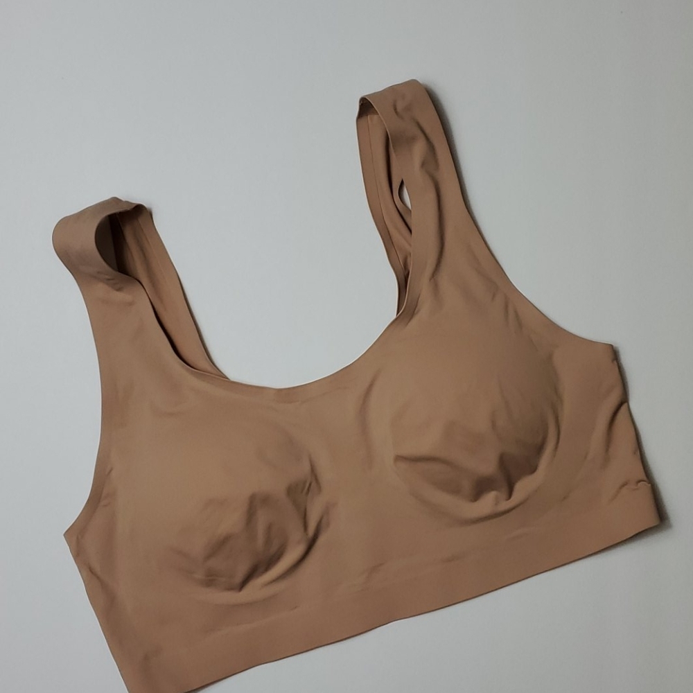 Victoria's  Secret Bra